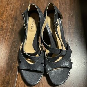 Sole Senseability 7 Blue Glossy Espradille Wedge Sandals